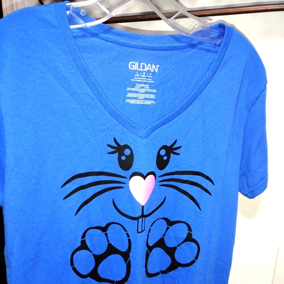 Blue VNeck tee - Picture 1 of 3